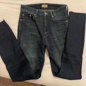 Mother, size 24, high rise, stretchy (but doesn’t stretch out) skinny jean